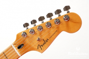 Player Plus  Stratocaster - Tequila Sunrise